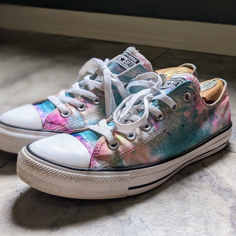 Converse Chuck Taylor Satin Watercolor/Tie Dye Sneakers (men's 8/women's 10)